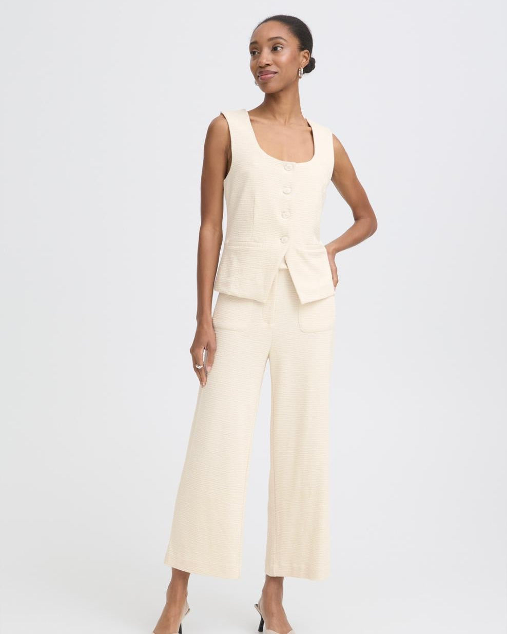 Tilde Waistcoat - Almond