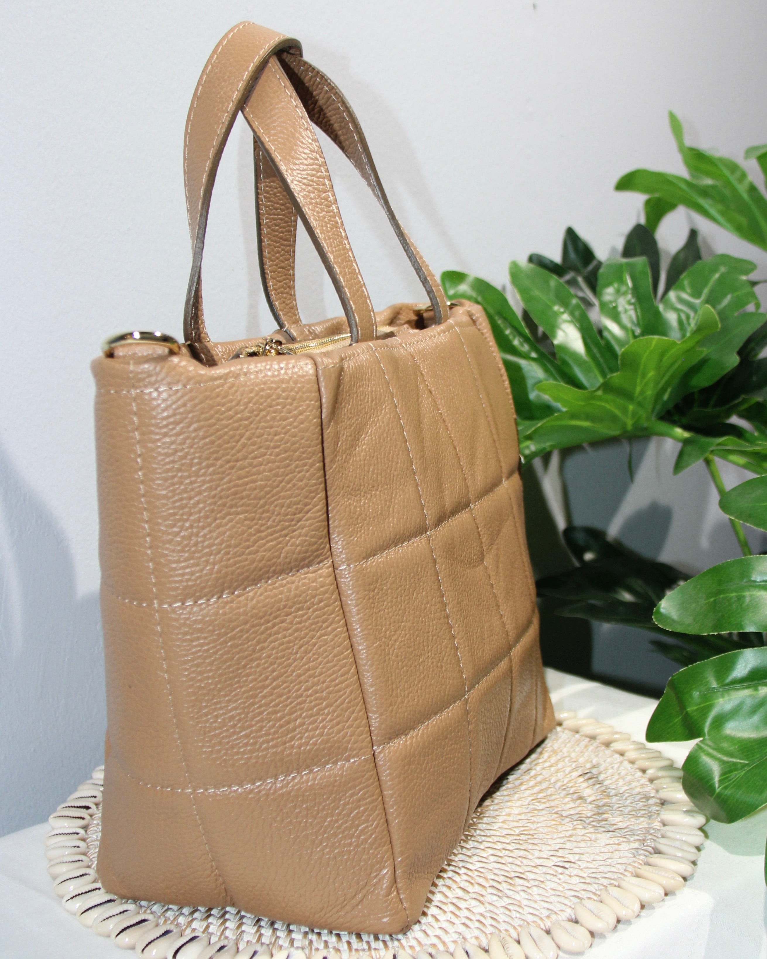 Carolina Quilted Handbag - Tan
