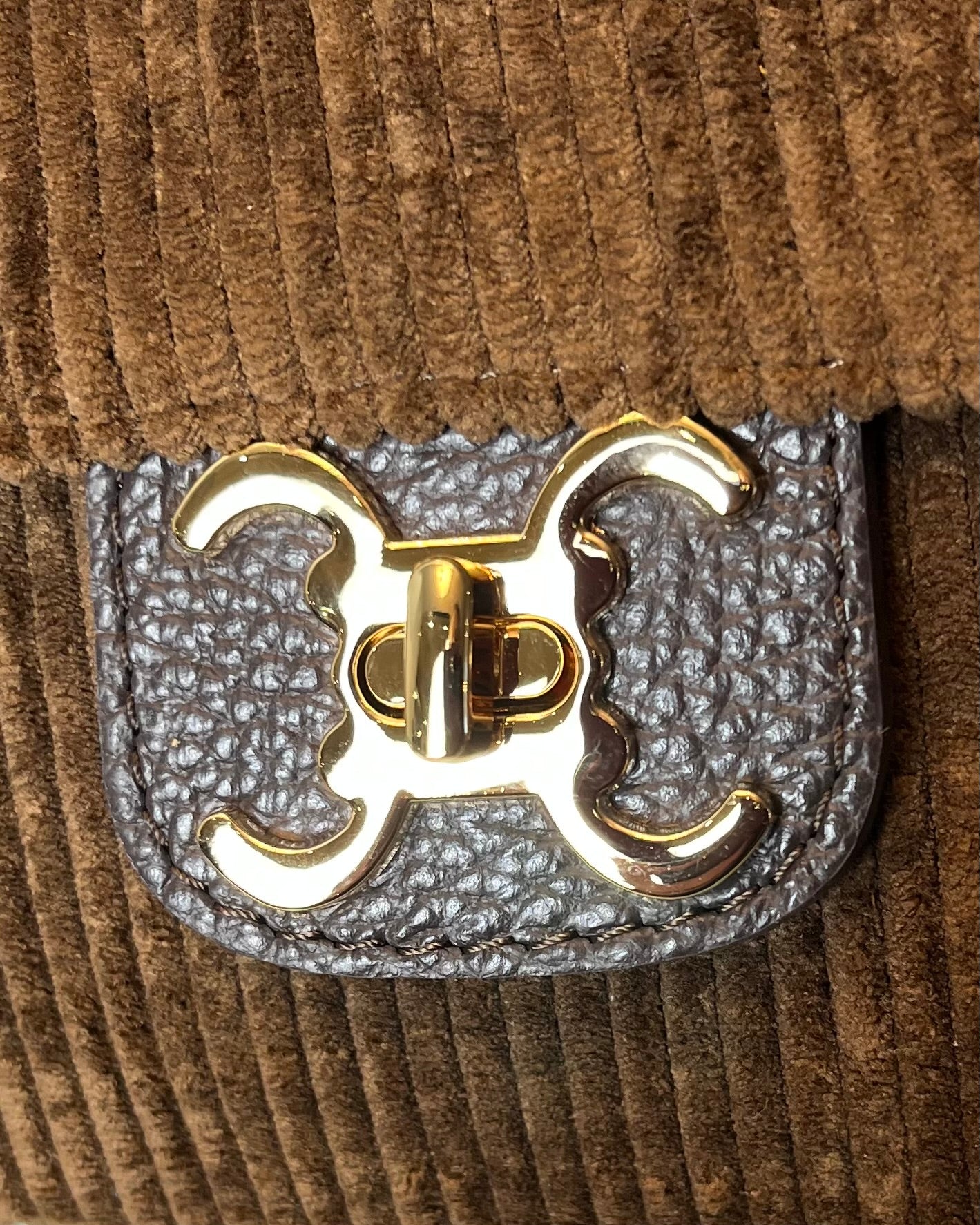 Corabelle Handbag - Chocolate