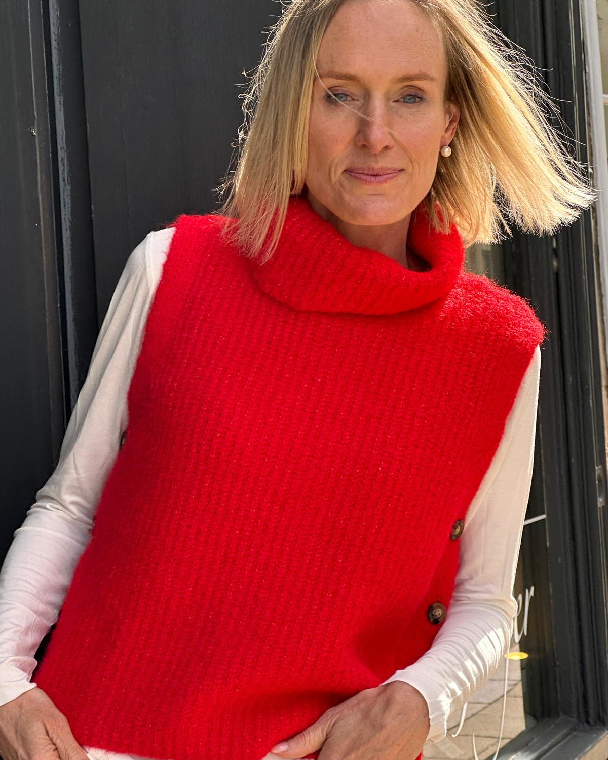 Thea Knit