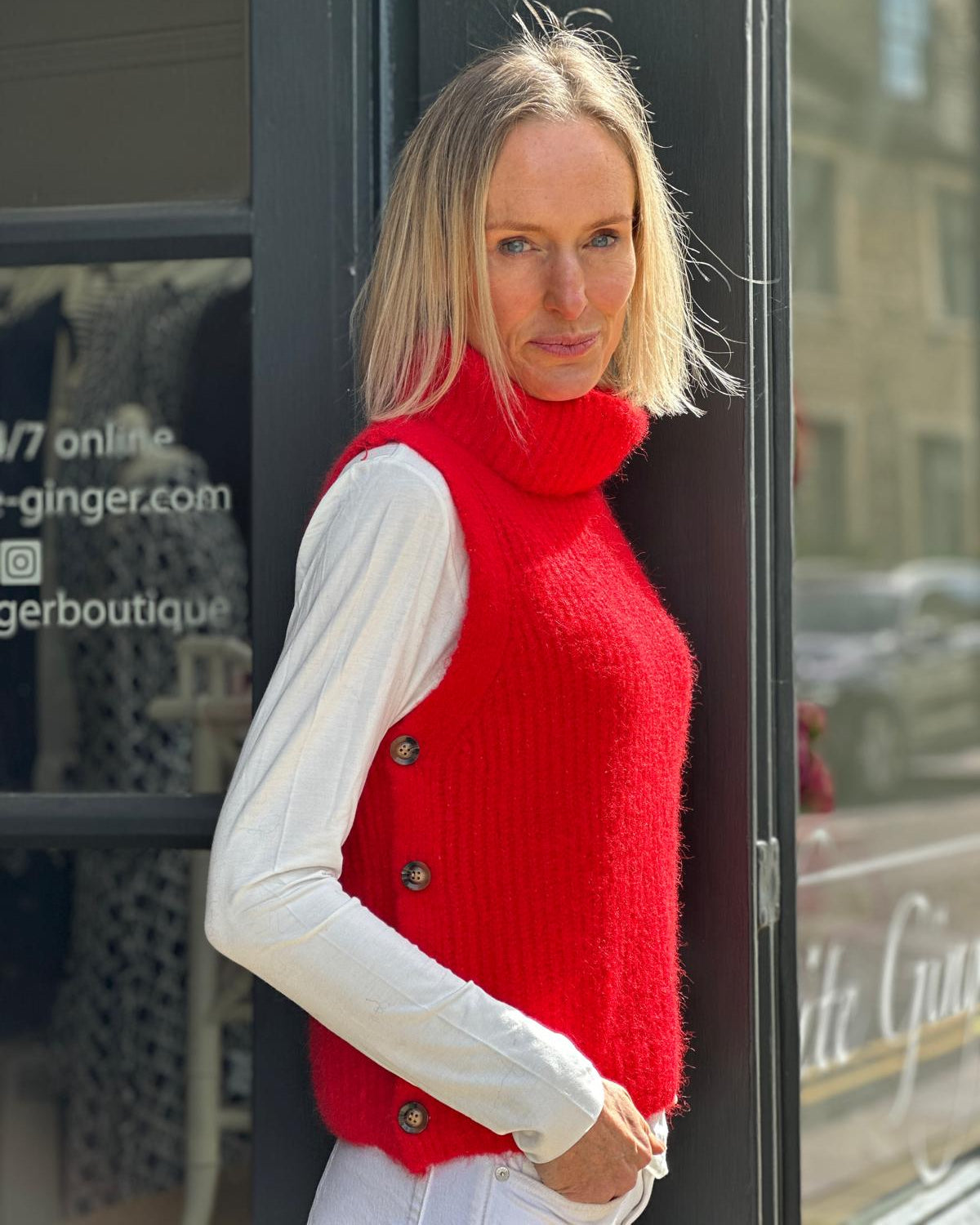 Thea Knit