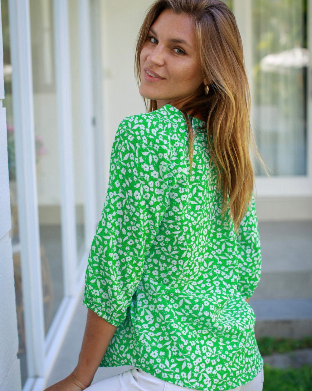 Pippa Top - Green Daisy Cotton