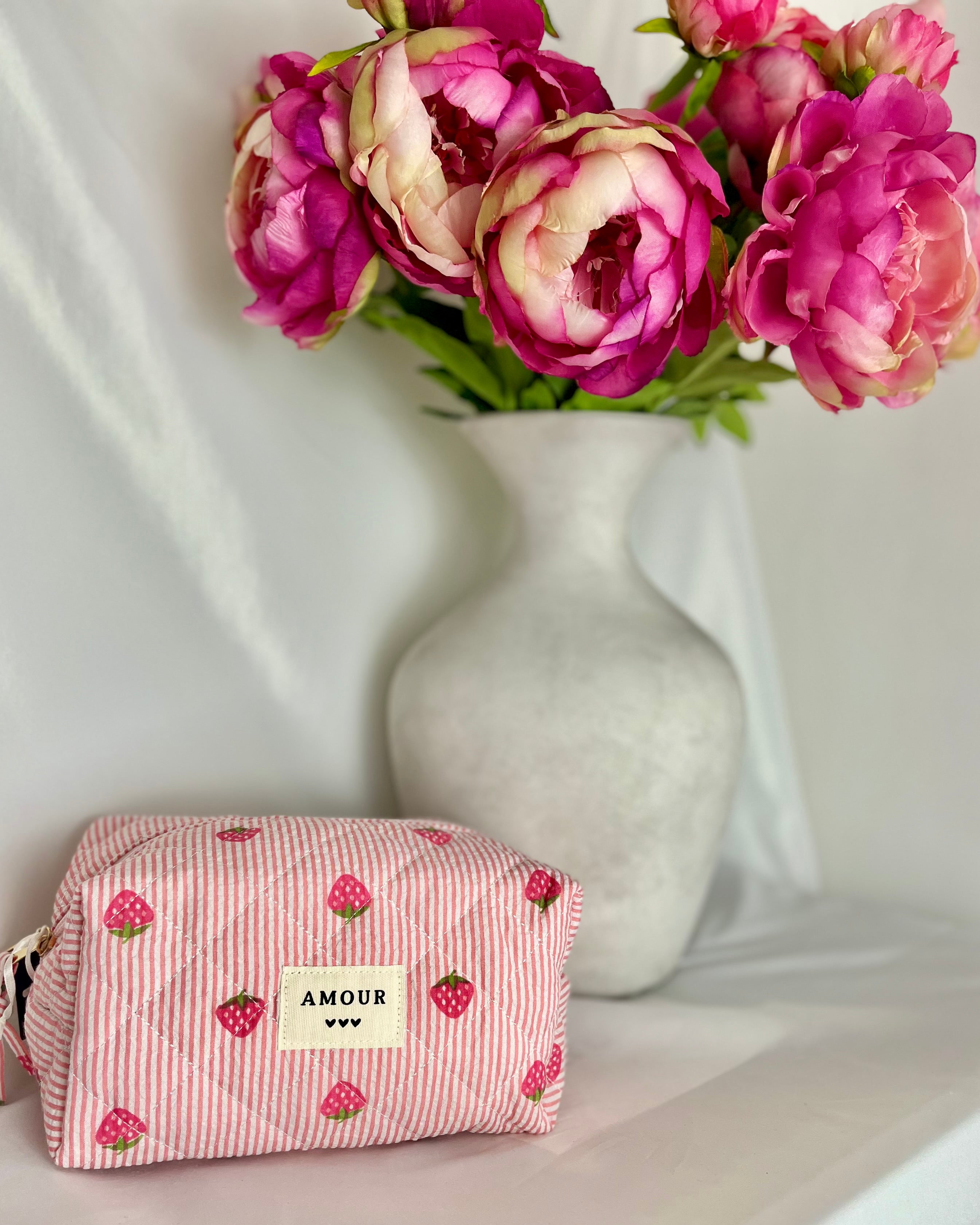 Amour Cosmetic Pouch