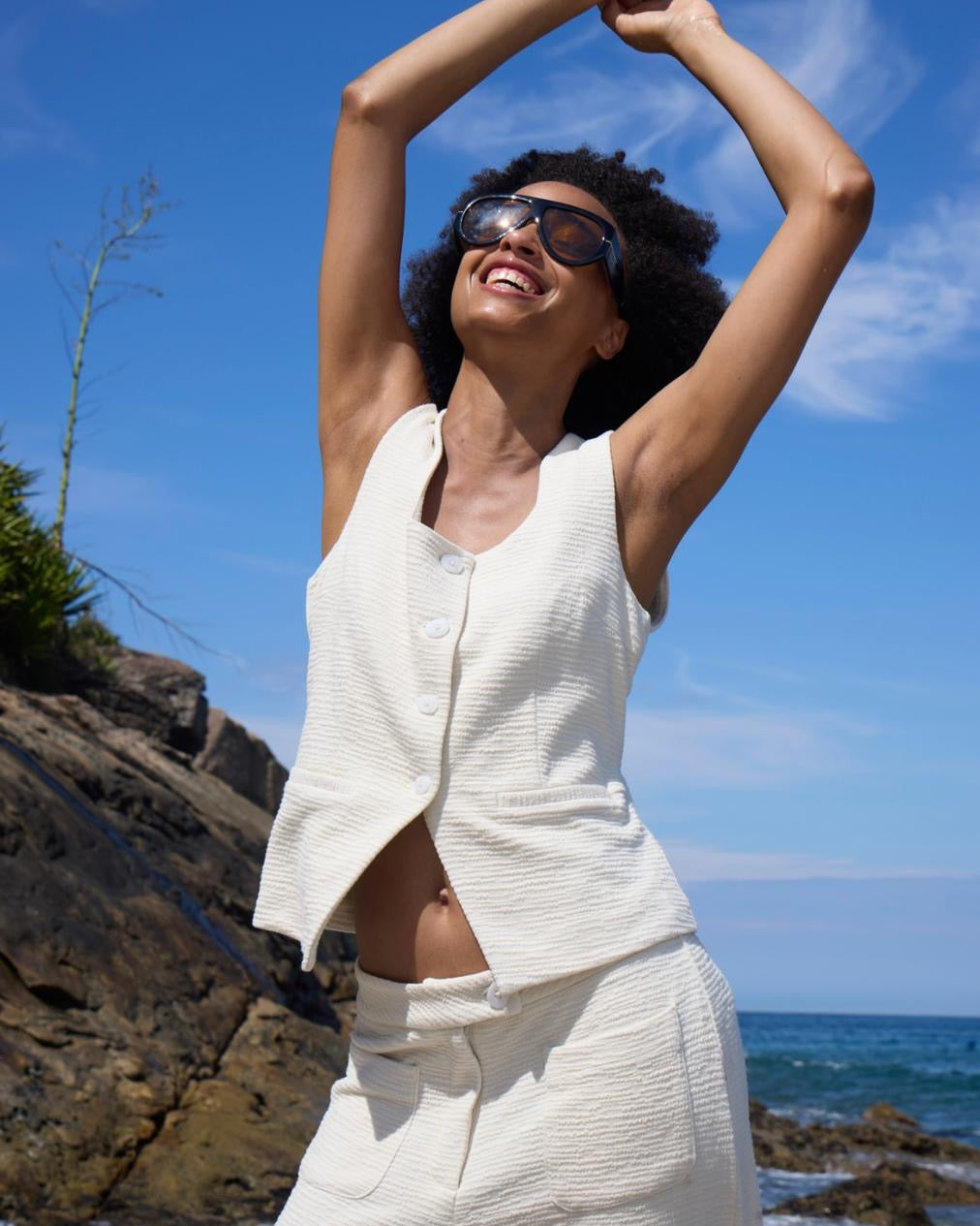 Tilde Waistcoat - Almond