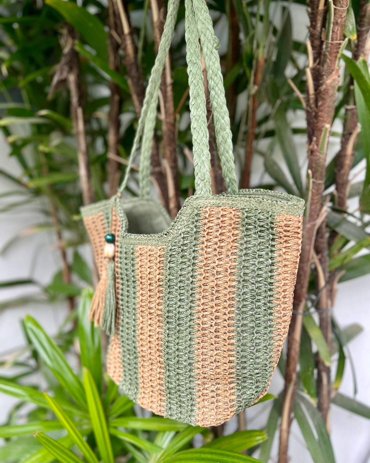 Santorini striped basket - Sage