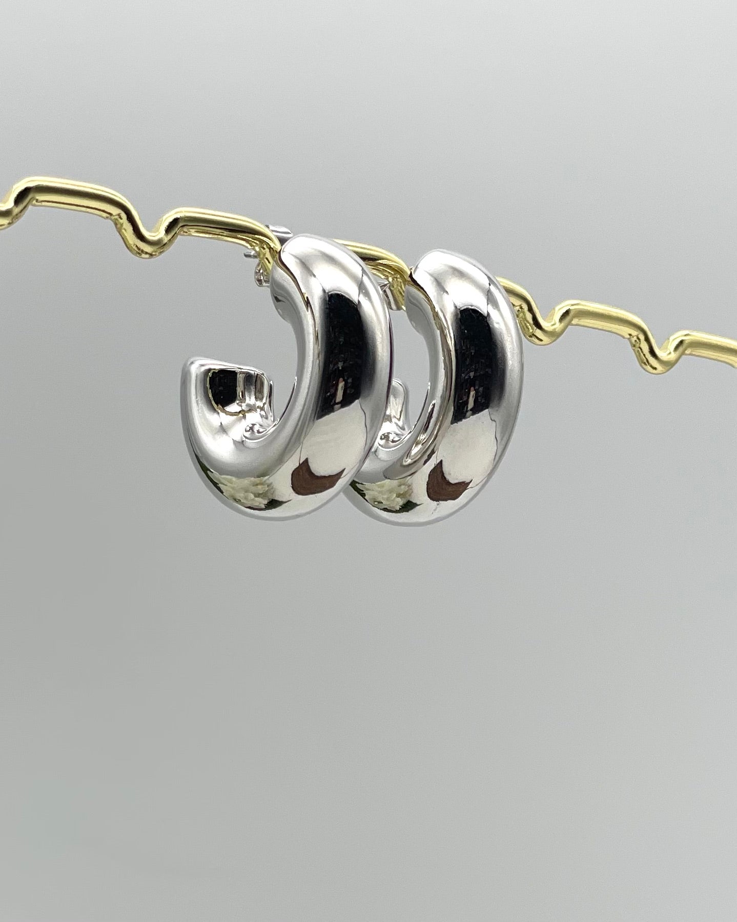 Carmen - Chunky Hoop Earrings