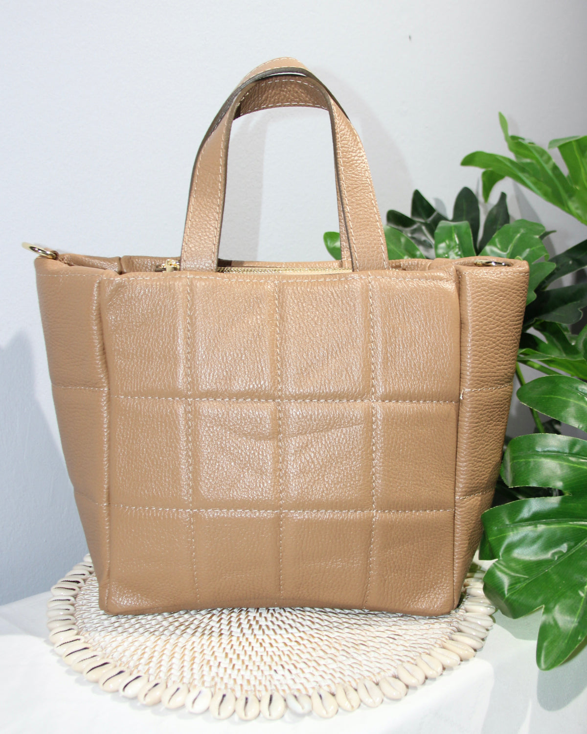 Carolina Quilted Handbag - Tan