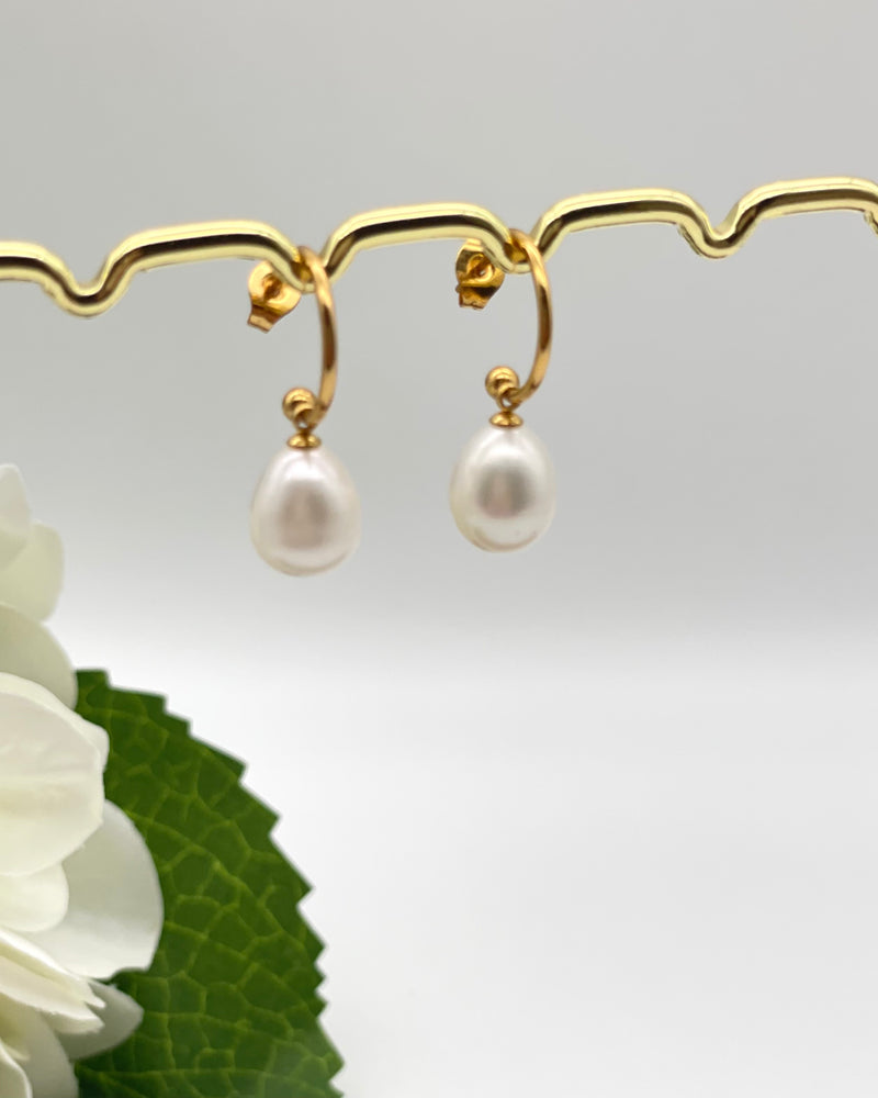 Evita - Fresh Water Pearl Earrings