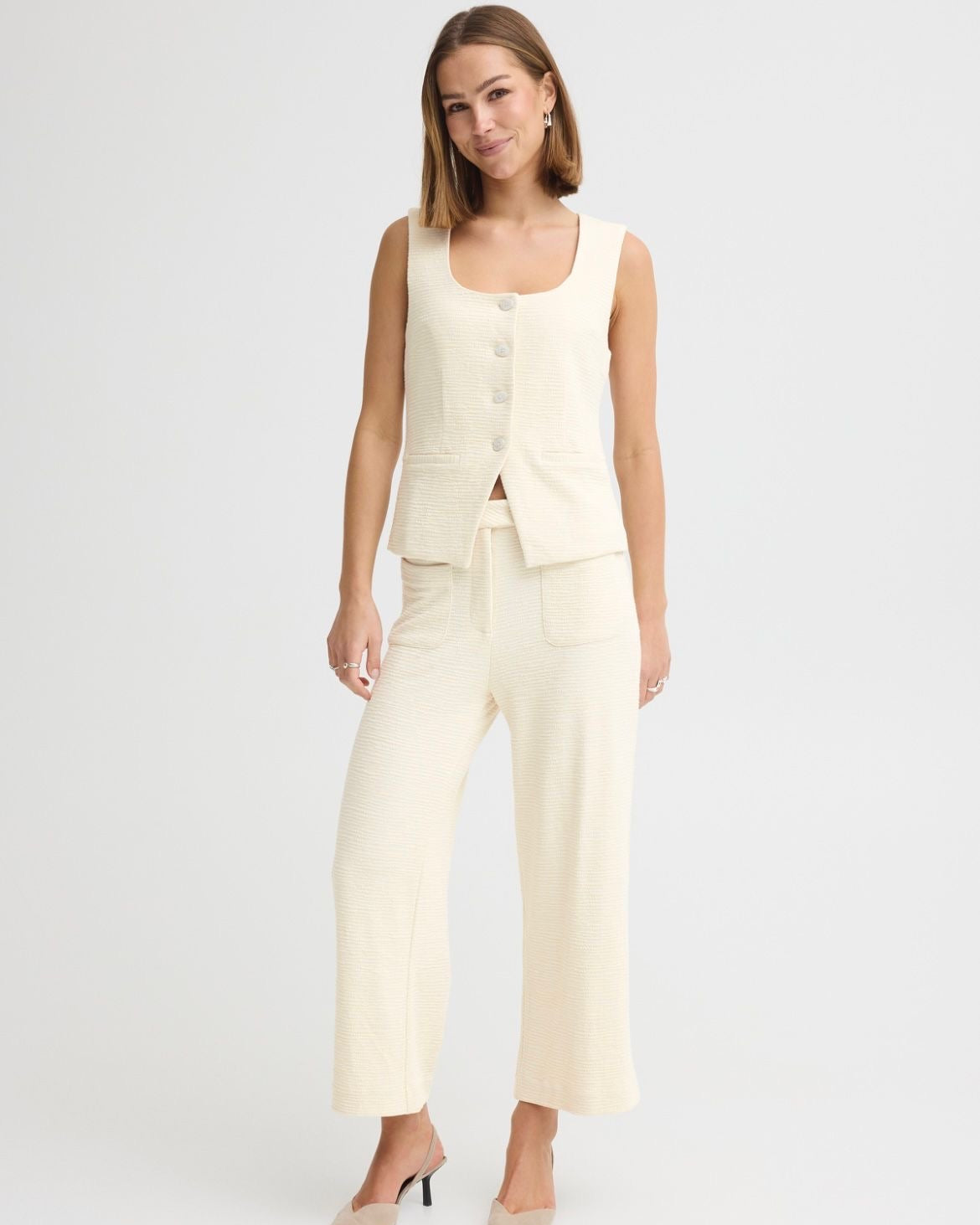 Tilde Waistcoat - Almond