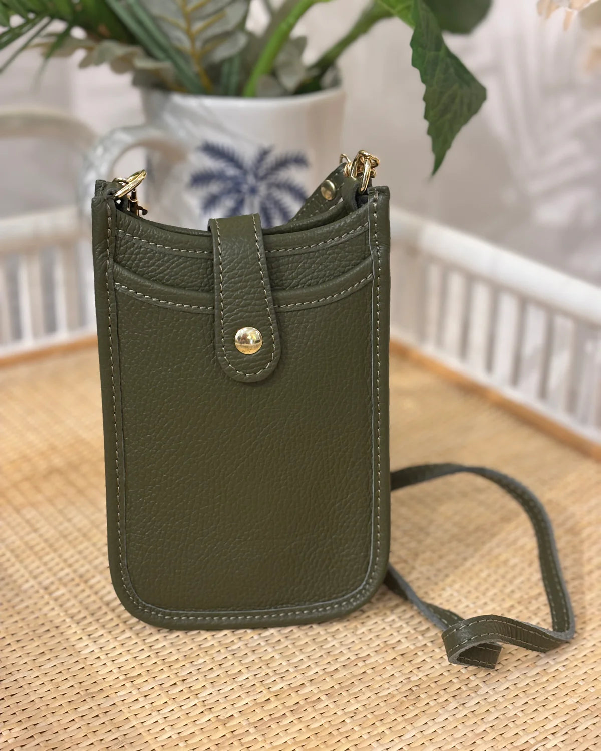 Cortona Phone Pouch - Olive