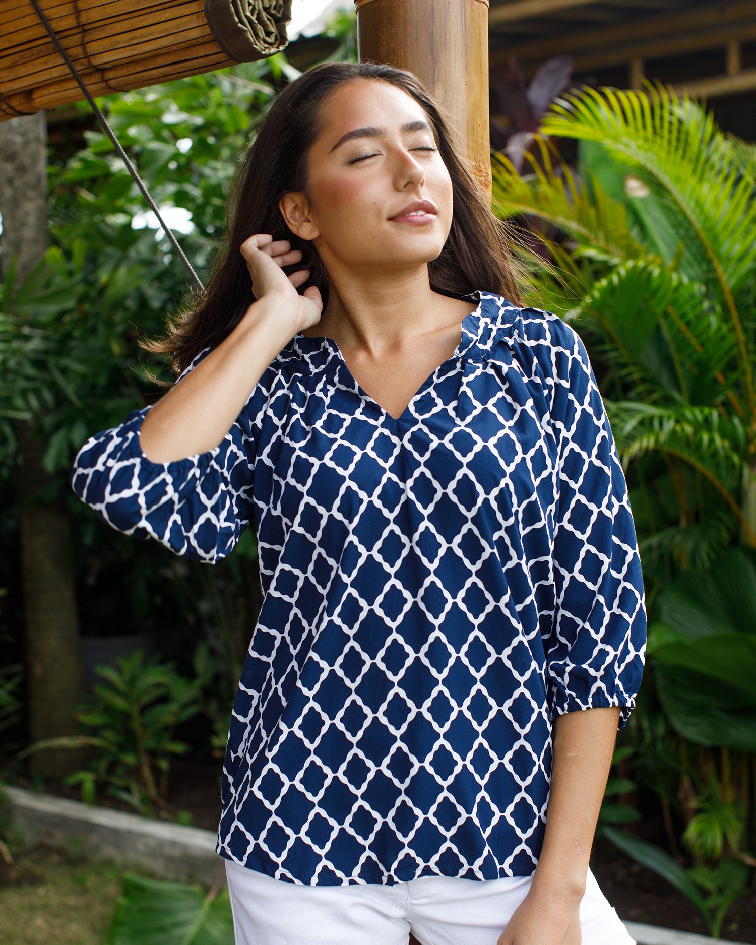 Pippa Navy White Marquise