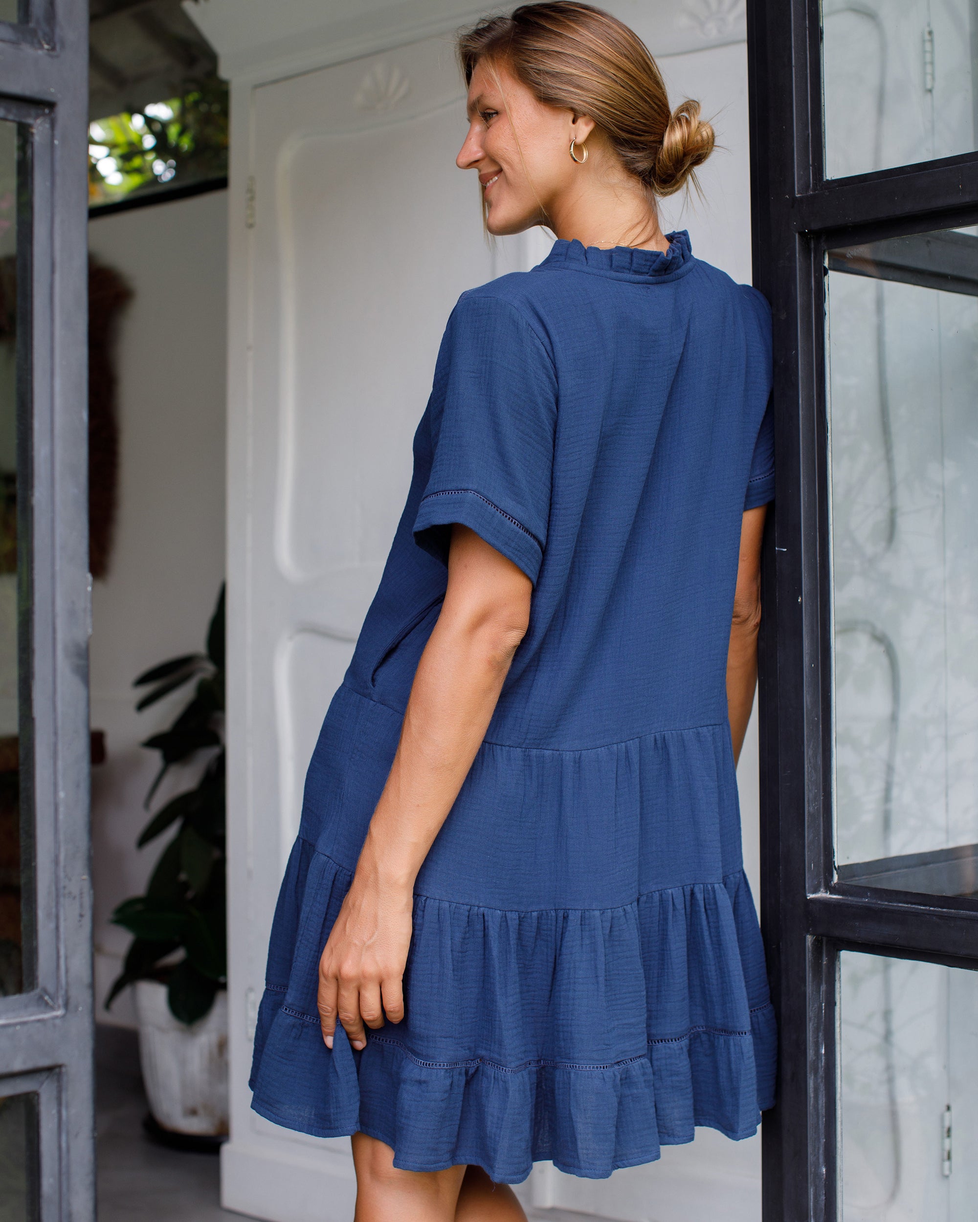 Tina - Navy Bubble
