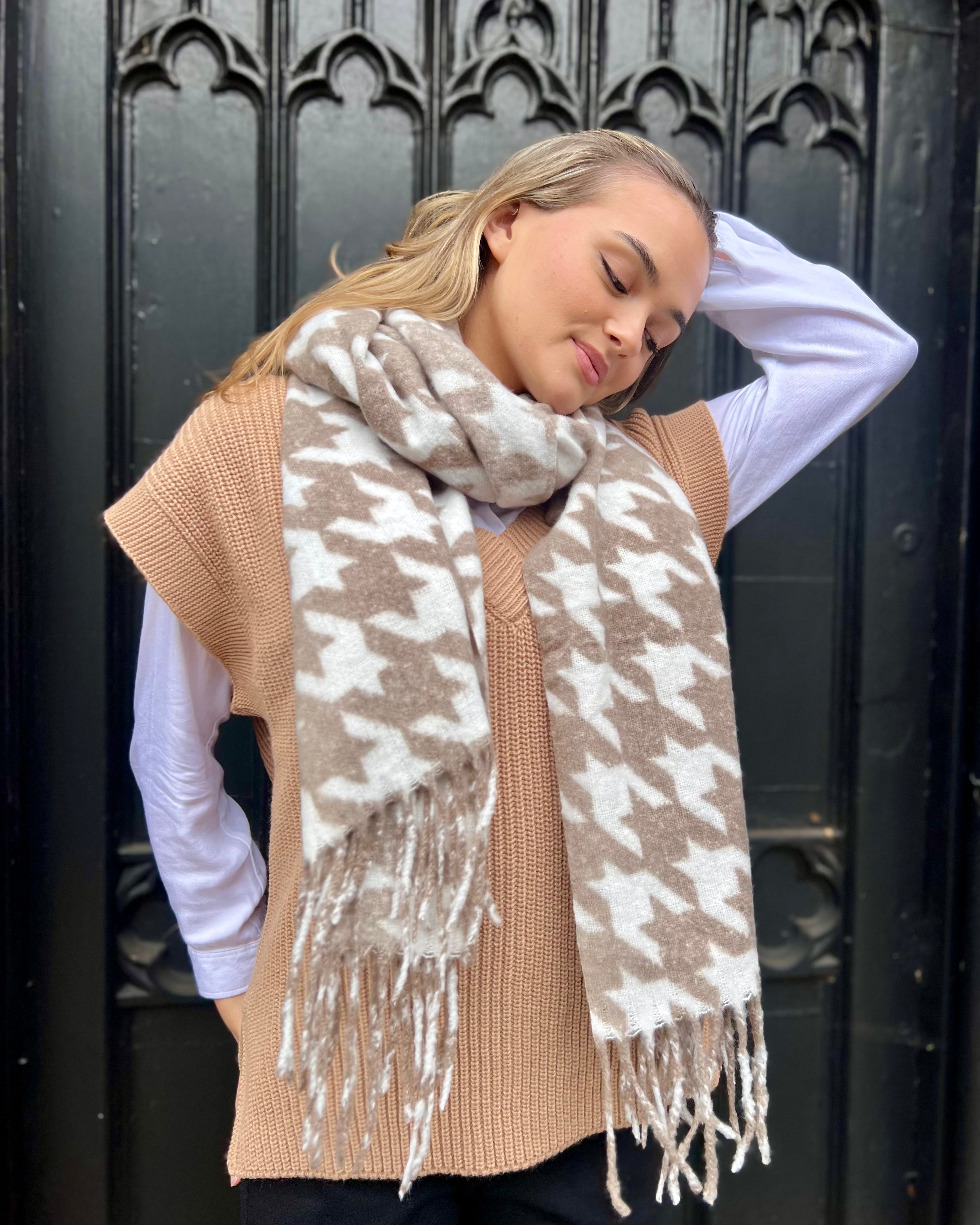 Houndstooth Scarf - Beige