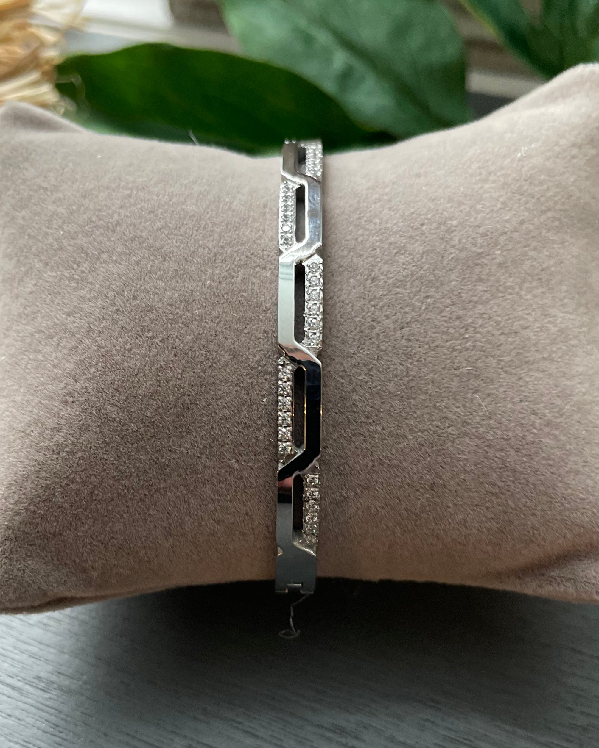 Paris Bangle - Diamanté Link